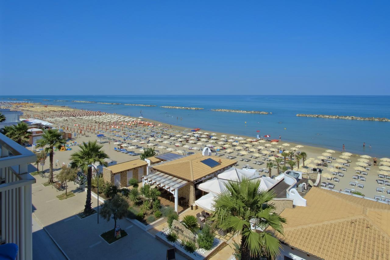 Hotel La Perla Cupra Marittima Exterior foto