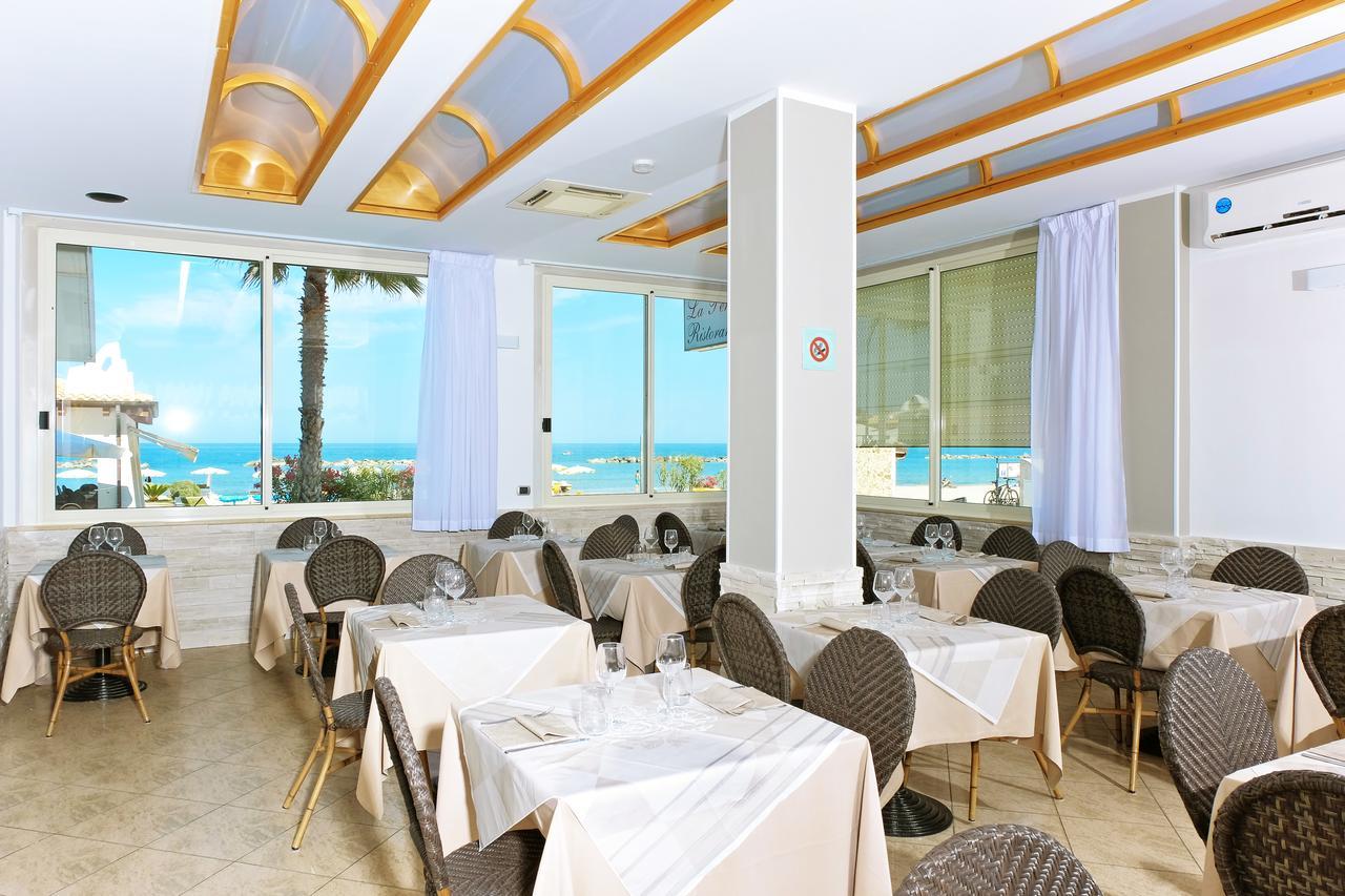 Hotel La Perla Cupra Marittima Exterior foto